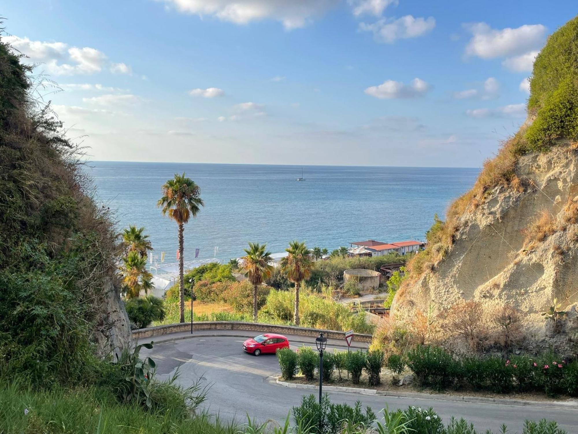 Apartment With Sea View Tropea Exteriör bild