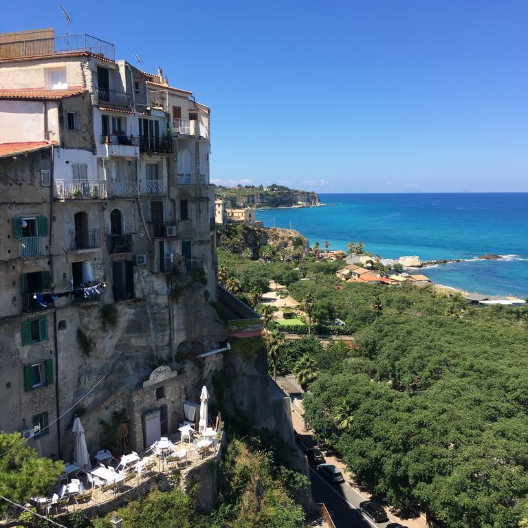 Apartment With Sea View Tropea Exteriör bild