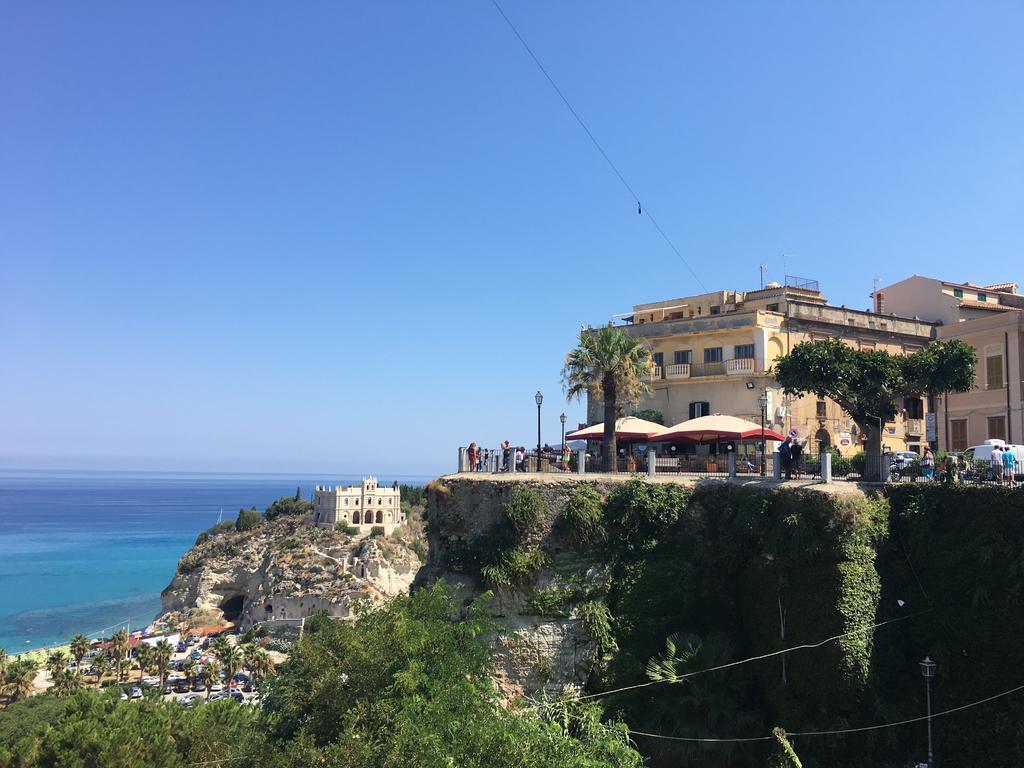 Apartment With Sea View Tropea Exteriör bild