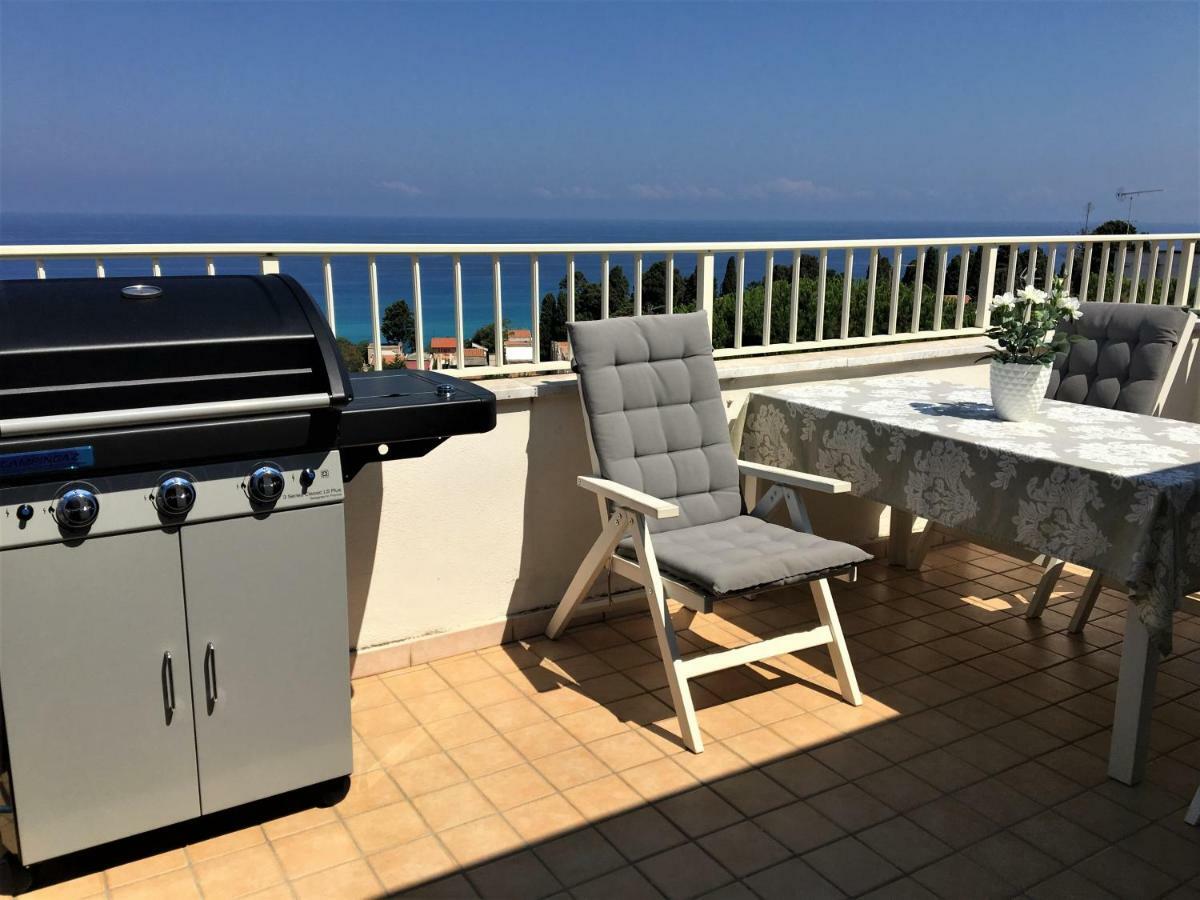 Apartment With Sea View Tropea Exteriör bild